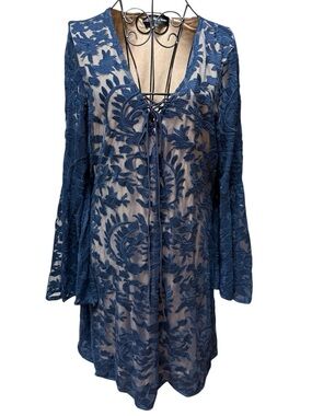 Rockwell Tharp Blue Lace Overlay Bell Sleeve Dress Tunic